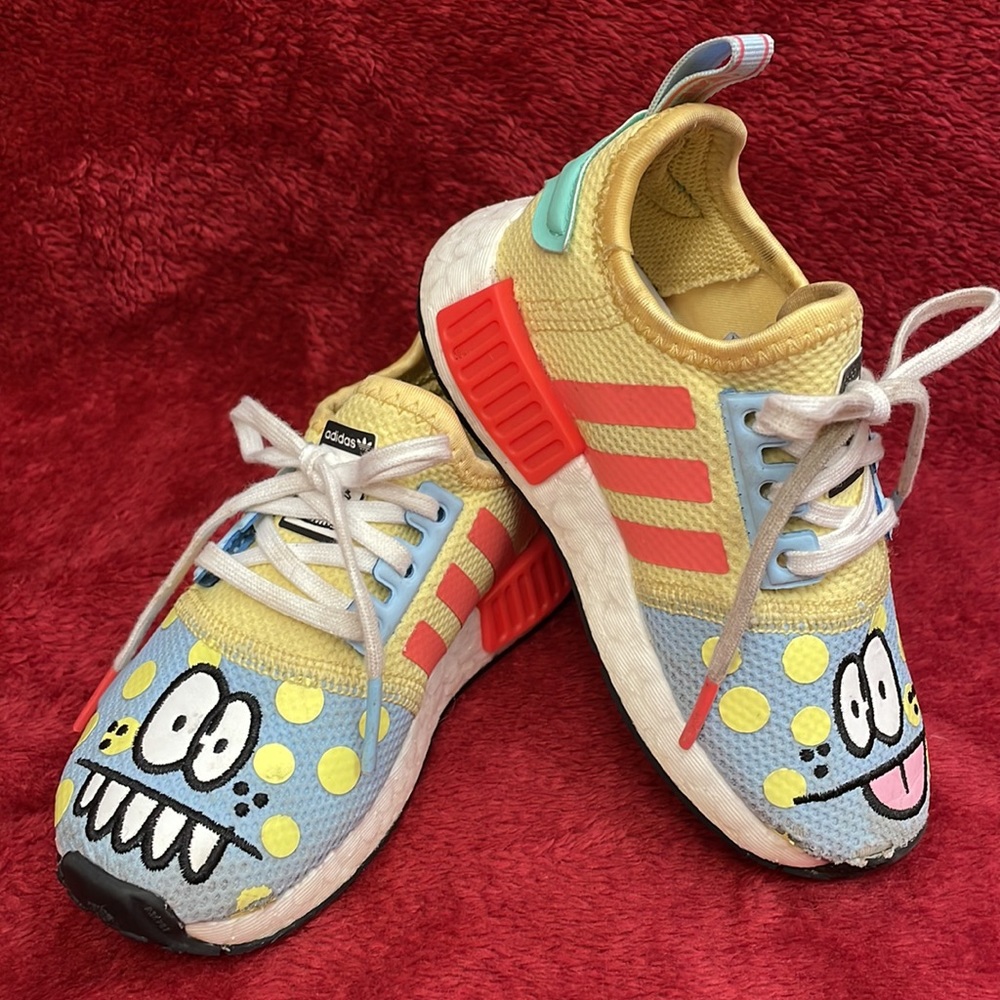 ADIDAS KEVIN LYONS NMD R1 SHOES